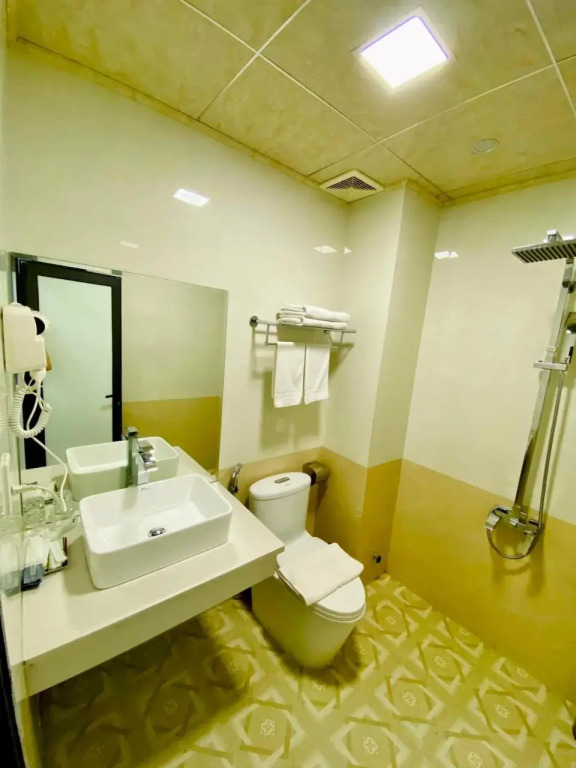 Ha Long Sail Hotel