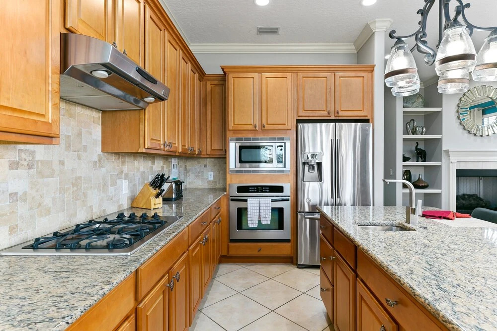 Rvh_374r Golden 6 Bedroom Home