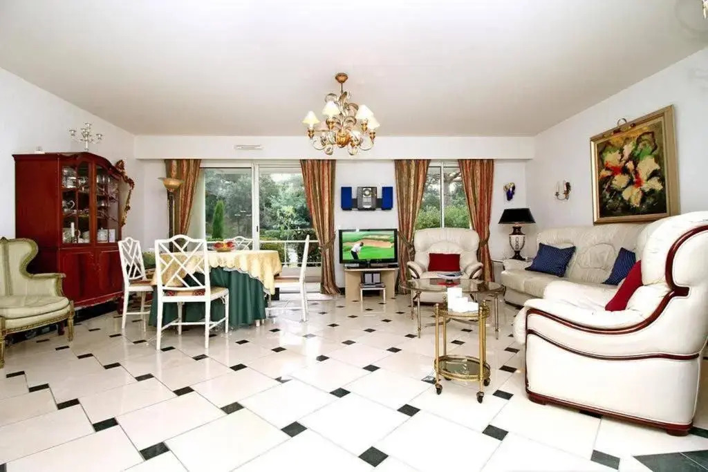 Riviera Home