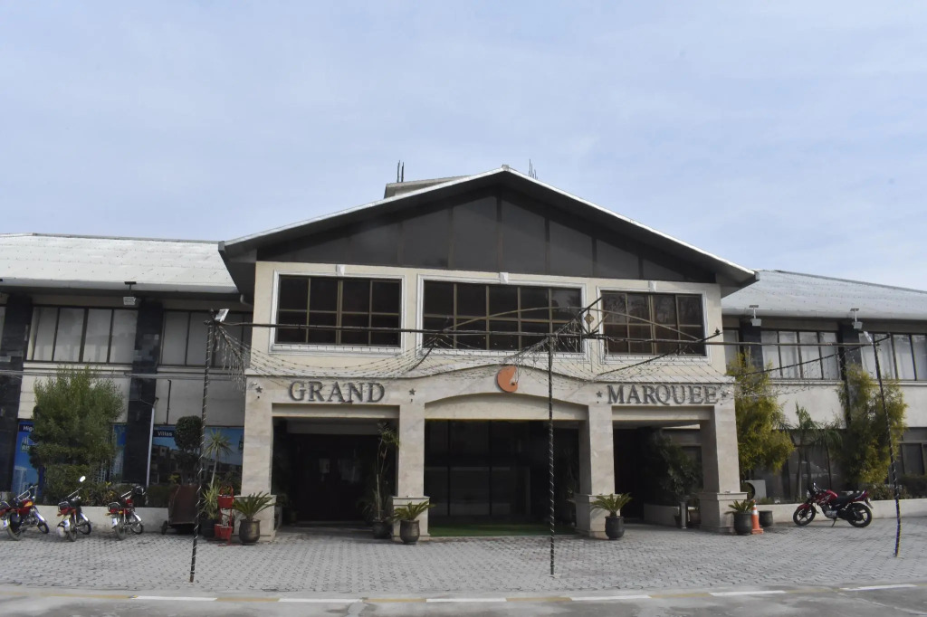 Hotel Grand Arena
