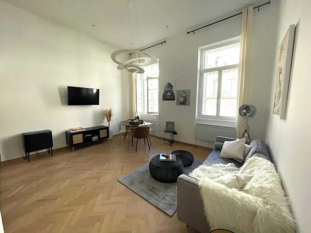 Apt Mezzanine 2bdr/4p- Notre Dame/vieux-port