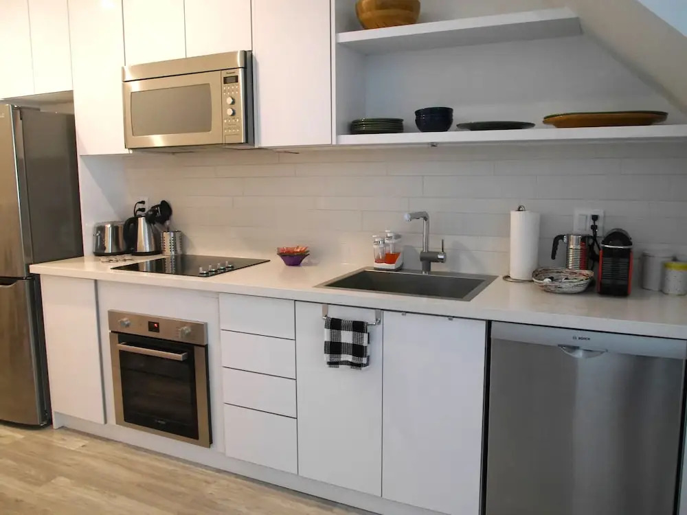 Newly Renovated 2BR Townhome
