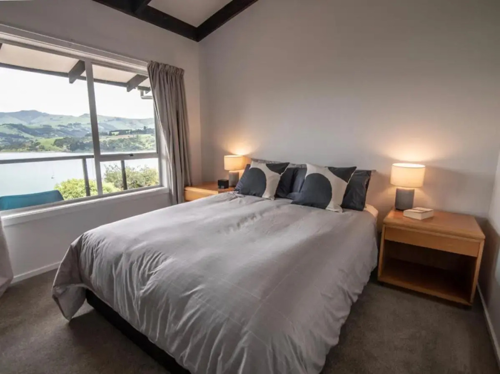 Kingfishers Perch - Takamatua Holiday Home