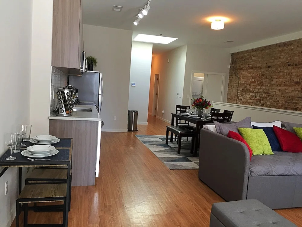 Cityscape I - Sleeps 8
