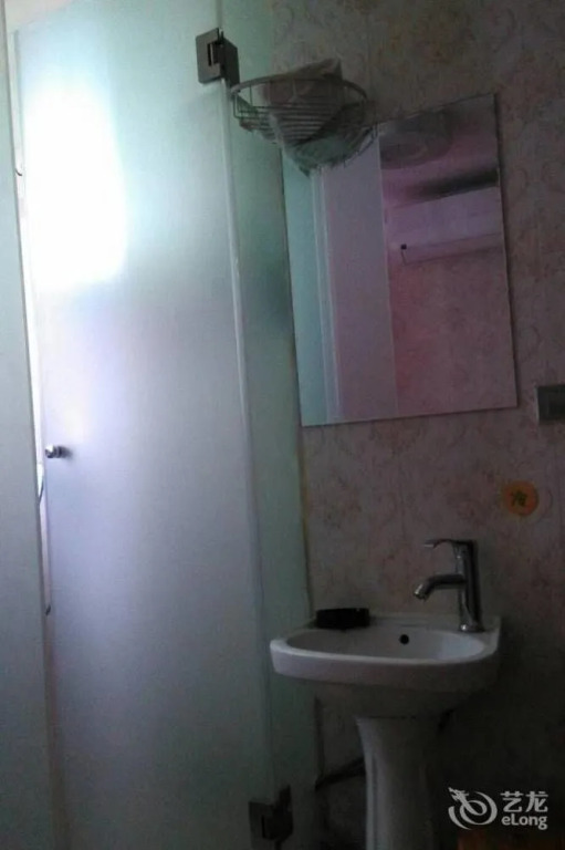 Jintaohong Taoyuan Hotel
