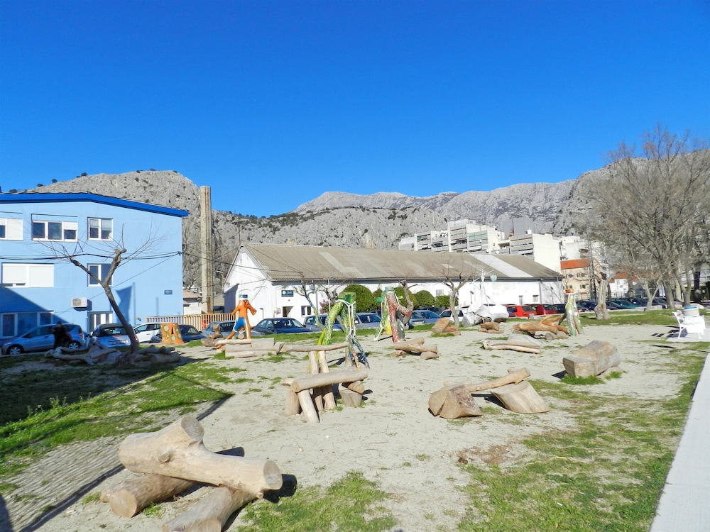 Apartments Zecic