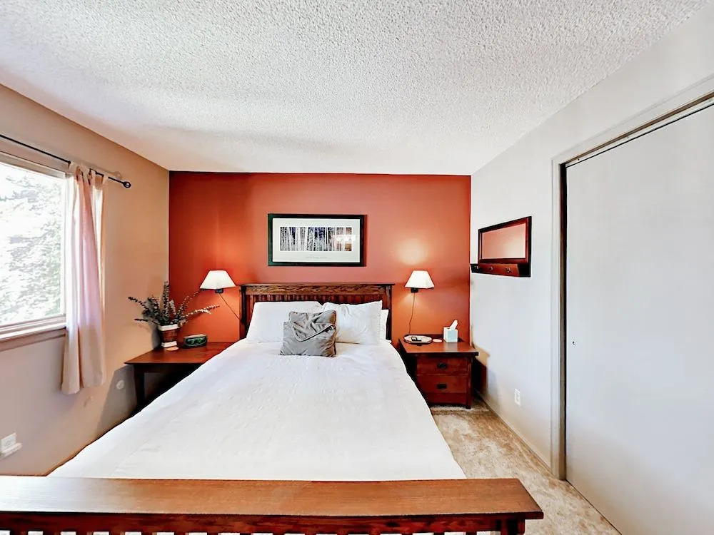 1001 Grandview Drive Condo Unit B22