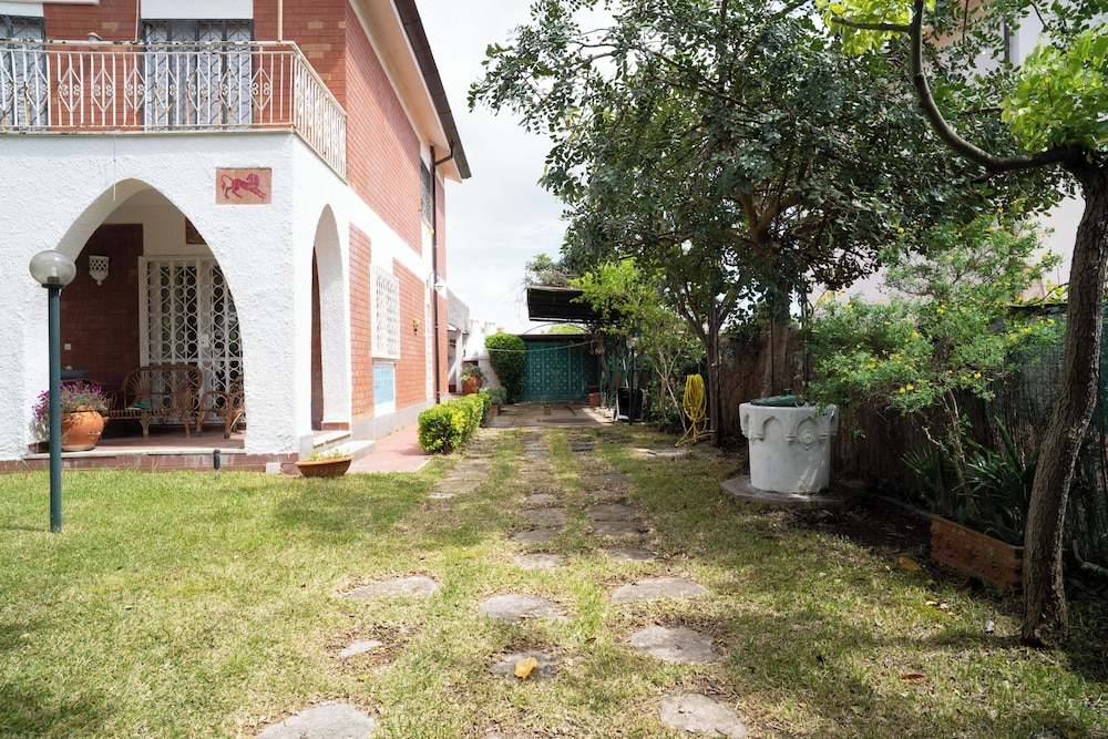 Villa vintage a 100m dal mare, relax a Terracina