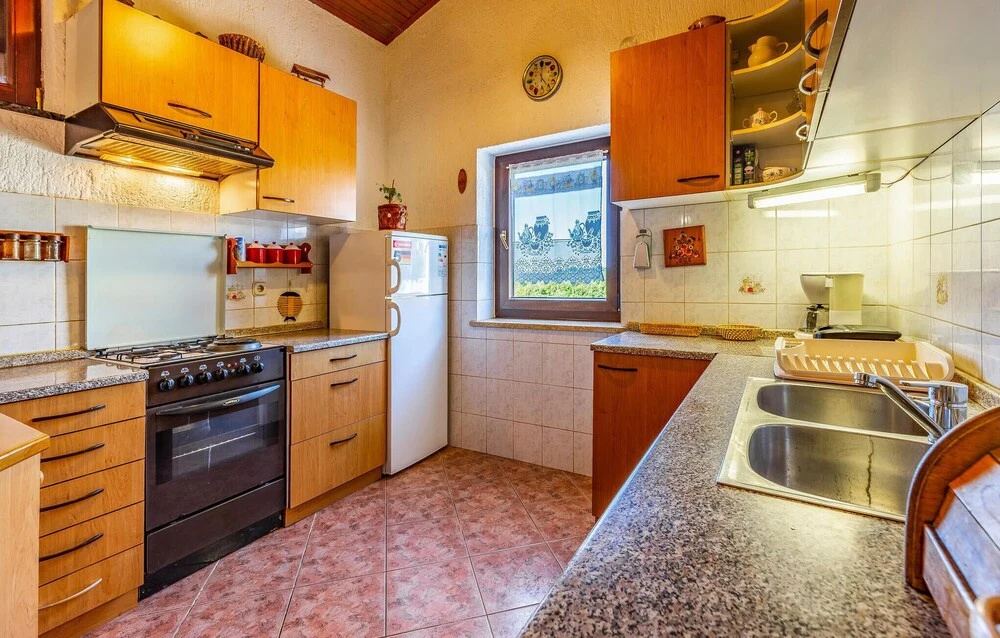 Amazing Home in Pula With Wifi and 2 Bedrooms