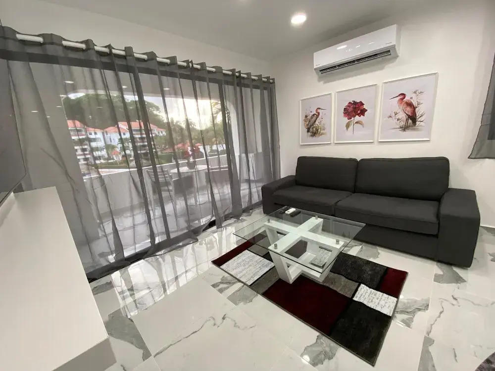 The Sapphire Suite