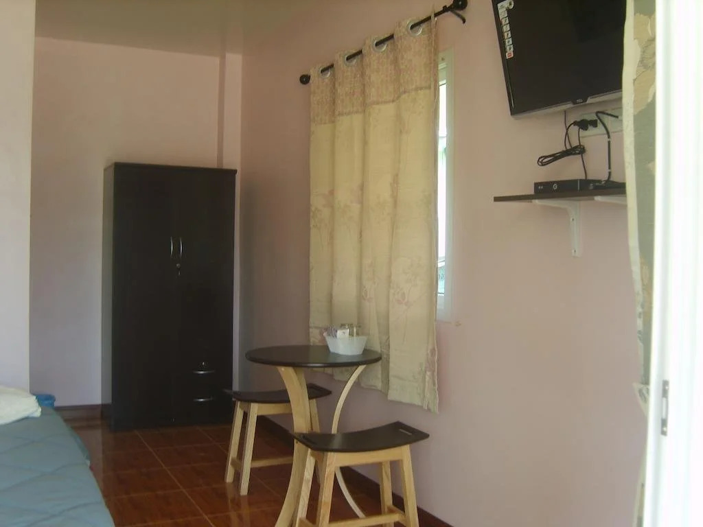 Chomna Resort