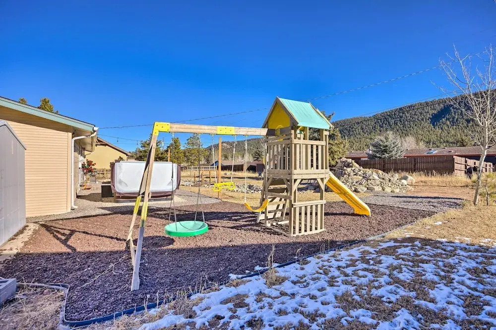 Hike, Bike & Fish: Gem w/ Hot Tub in Woodland Park