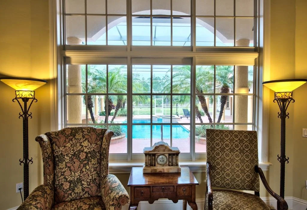 Knickerbocker Estate: Elegant 9-BR Getaway in Naples. Enjoy Private Pool, Outdoor Dining, and Expansive Grounds, Experience Tranquility with Easy Access to Naples' Best