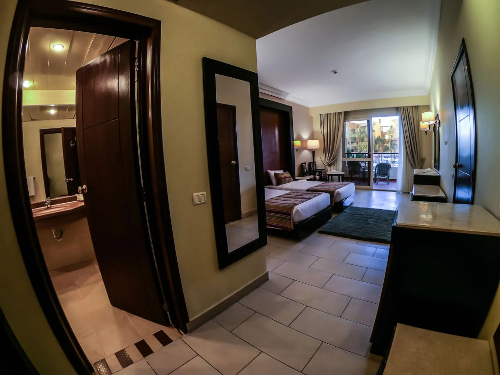 Regency Plaza Aqua Park and Spa Resort