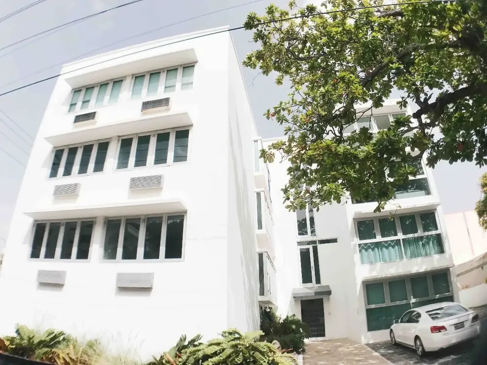 Iconic Miramar Building 1 Very Walkable