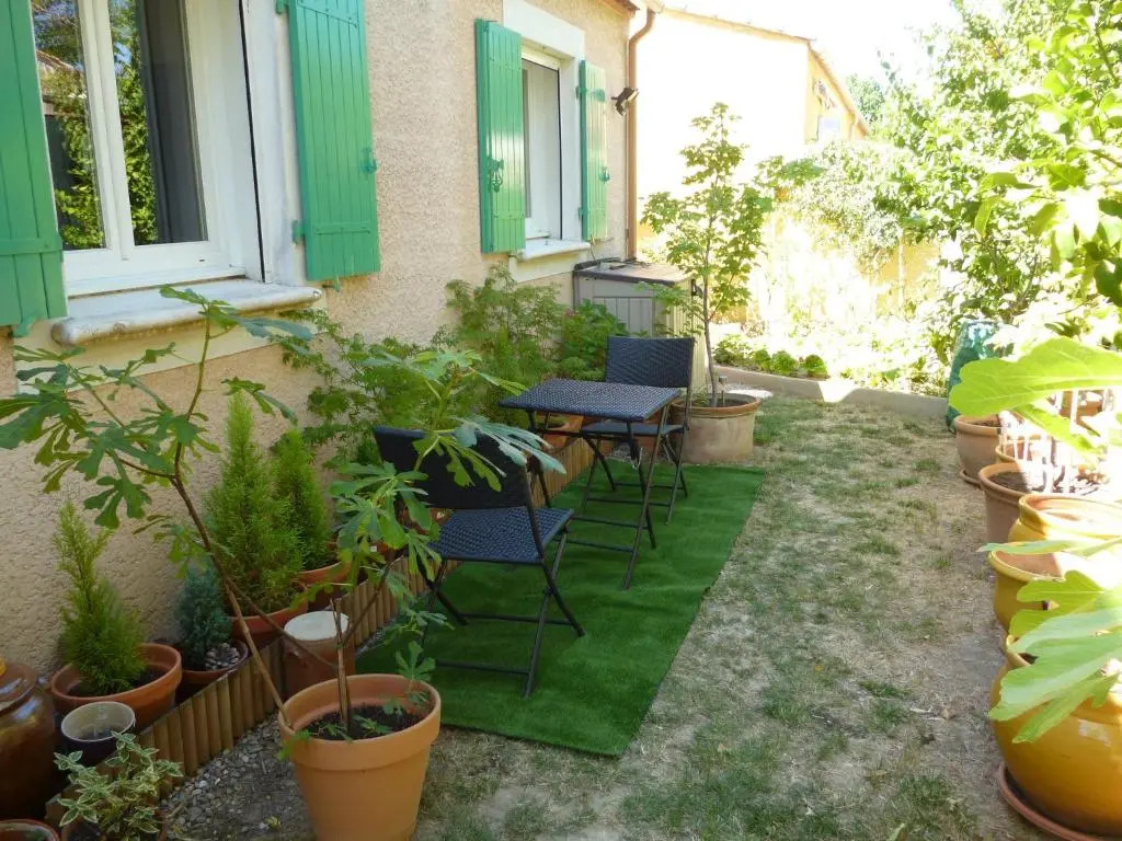 Chez Patrick Roujan