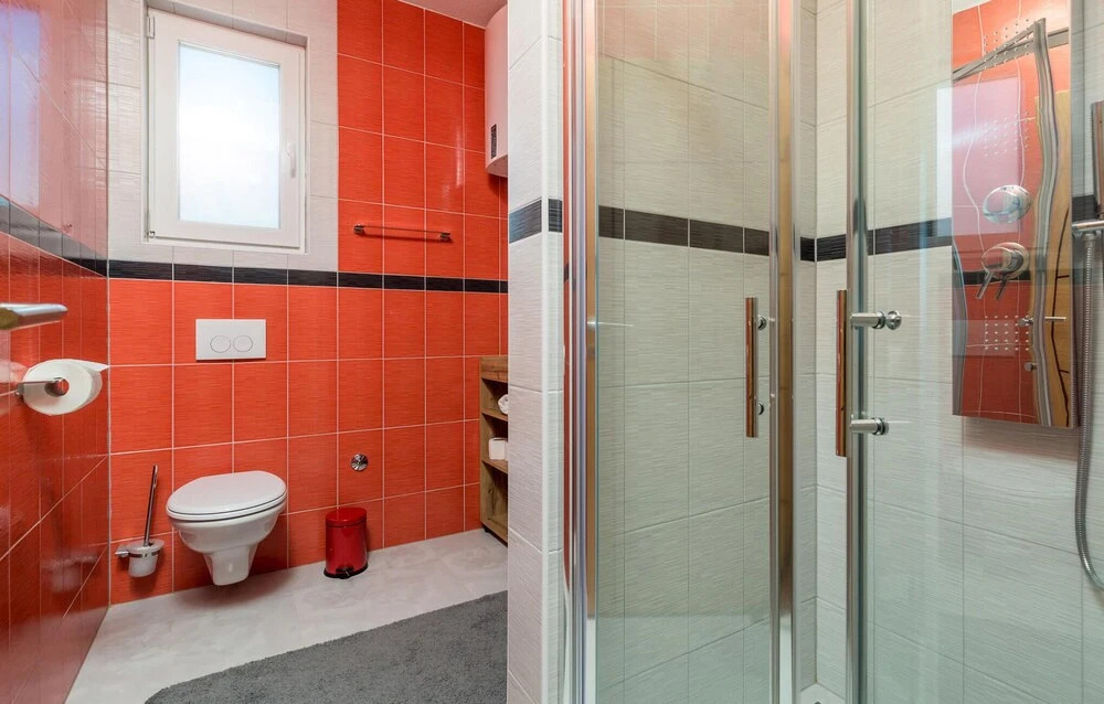 Stunning Apartment in Banjol With 1 Bedrooms, Wifi and Outdoor Swimming Pool