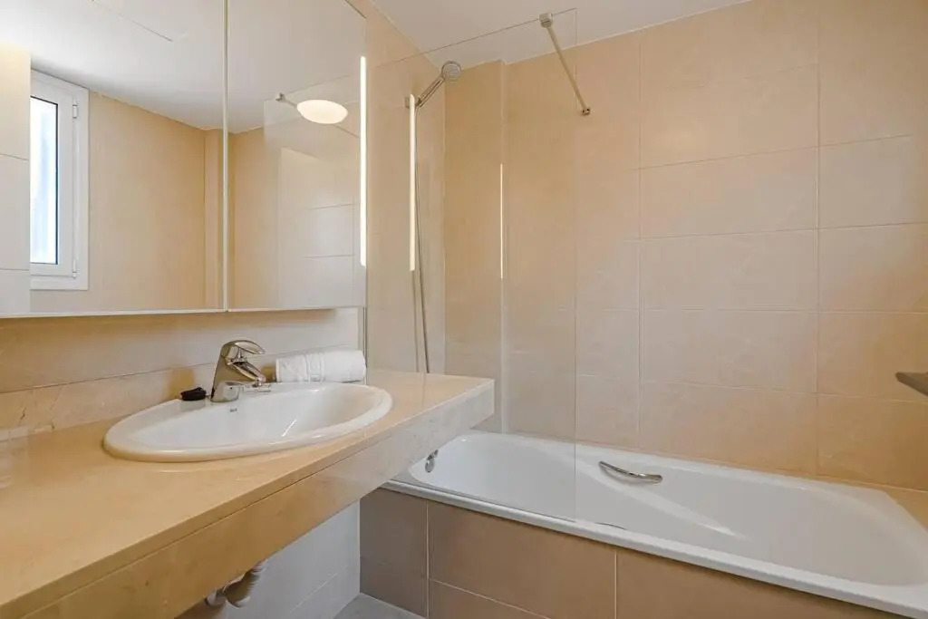 Amazing apartment with sea views PA06