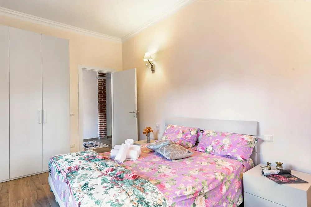 Little Mermaid of Stresa Pet Friendly
