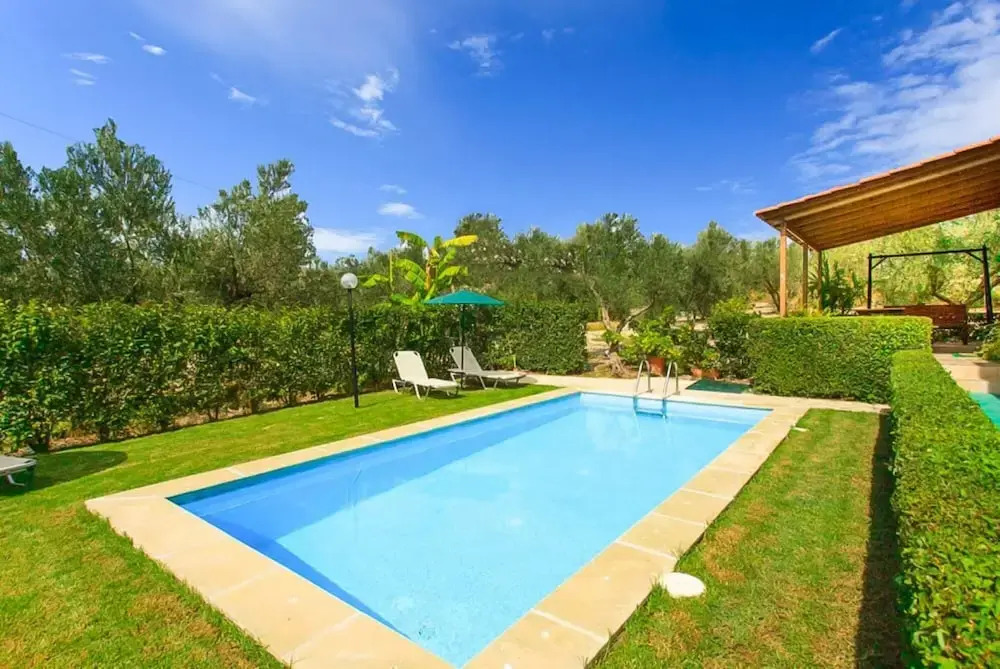 Villa Giannis Large Private Pool Walk to Beach A C Wifi Car Not Required Eco-friendly - 2088