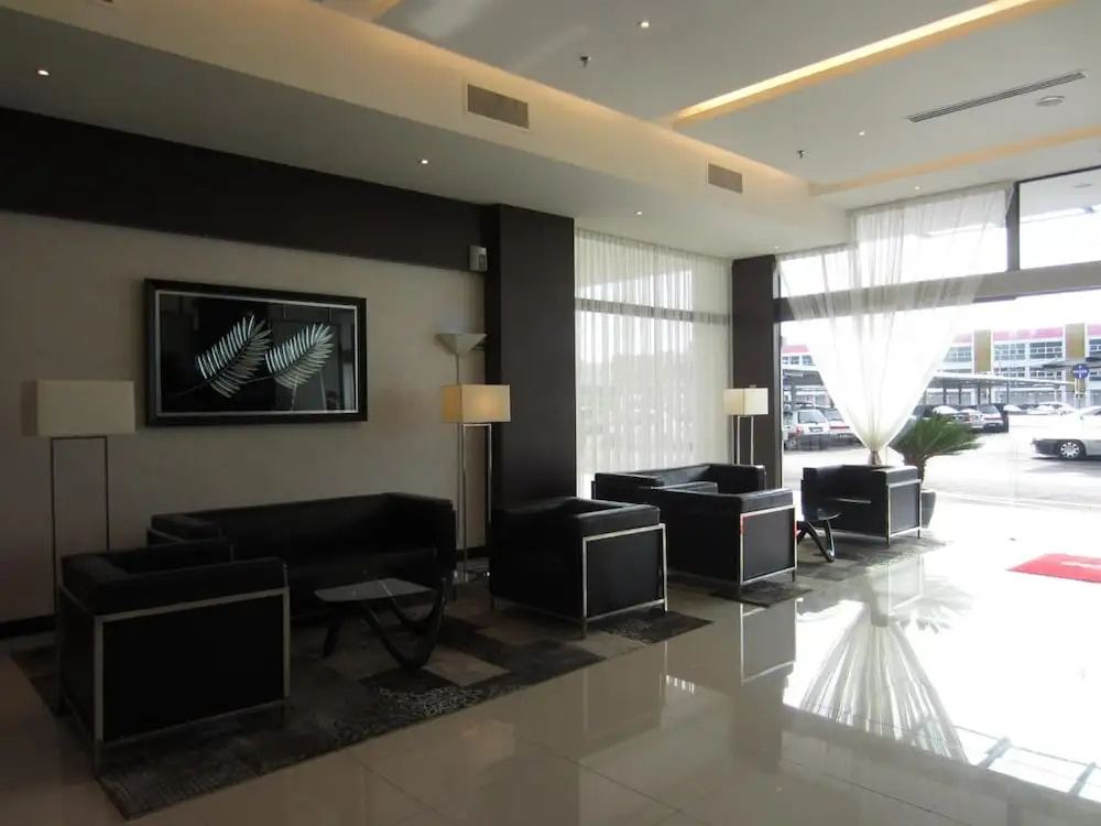 D Hotel