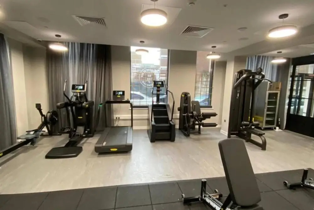 One Bedroom Luxury Flat in City Center