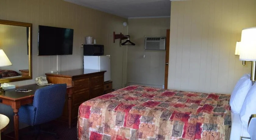 Economy Inn