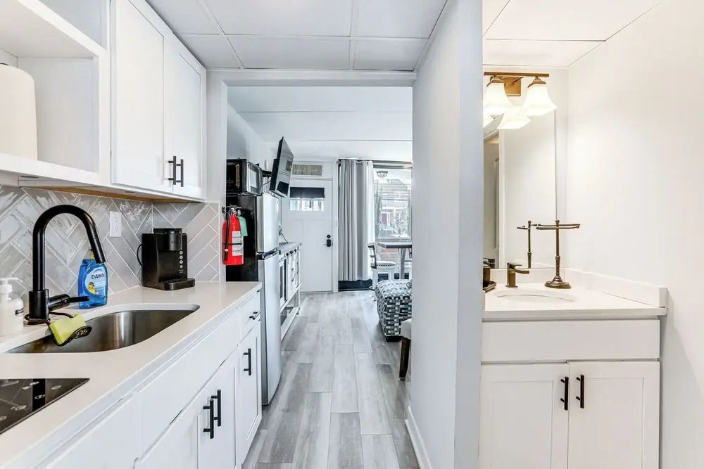 2 Blocks to Beach: Modern Condo in North Wildwood!
