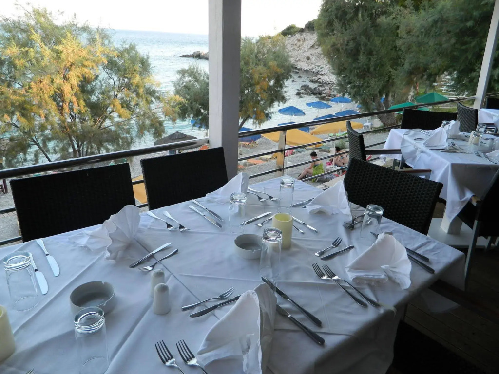 Hotel Glicorisa Beach