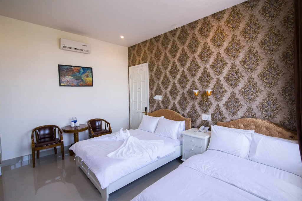 Hotel Royal