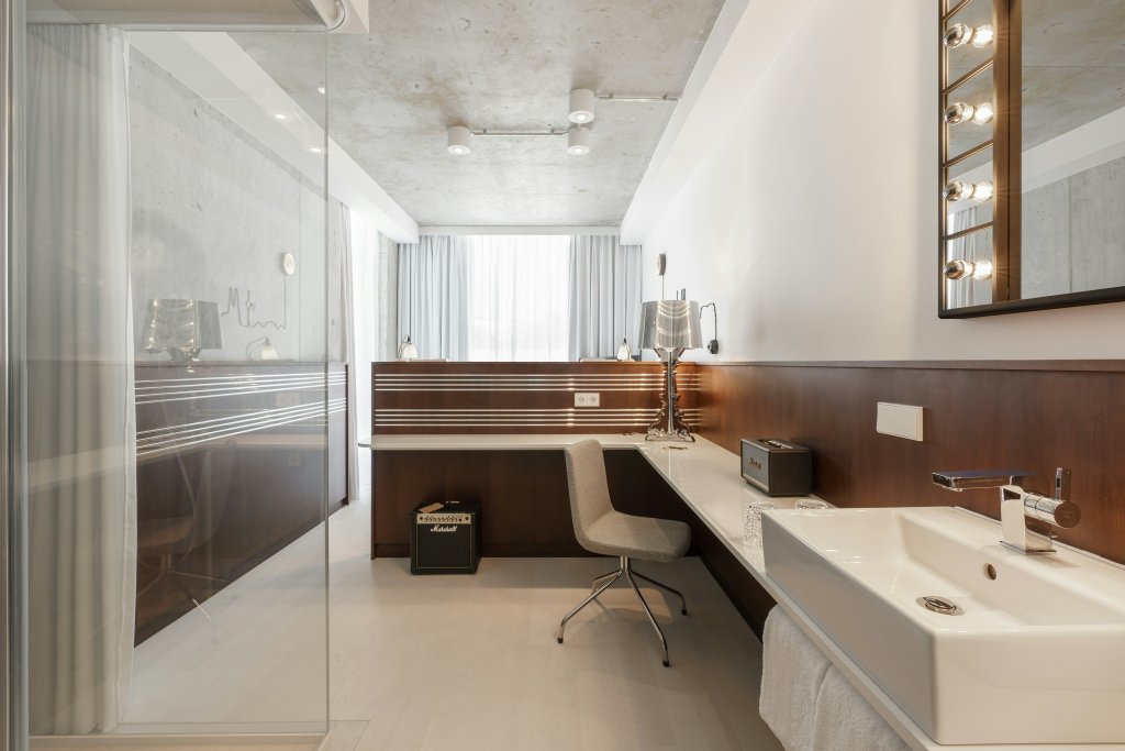 Ruby Ella Hotel Cologne by IHG