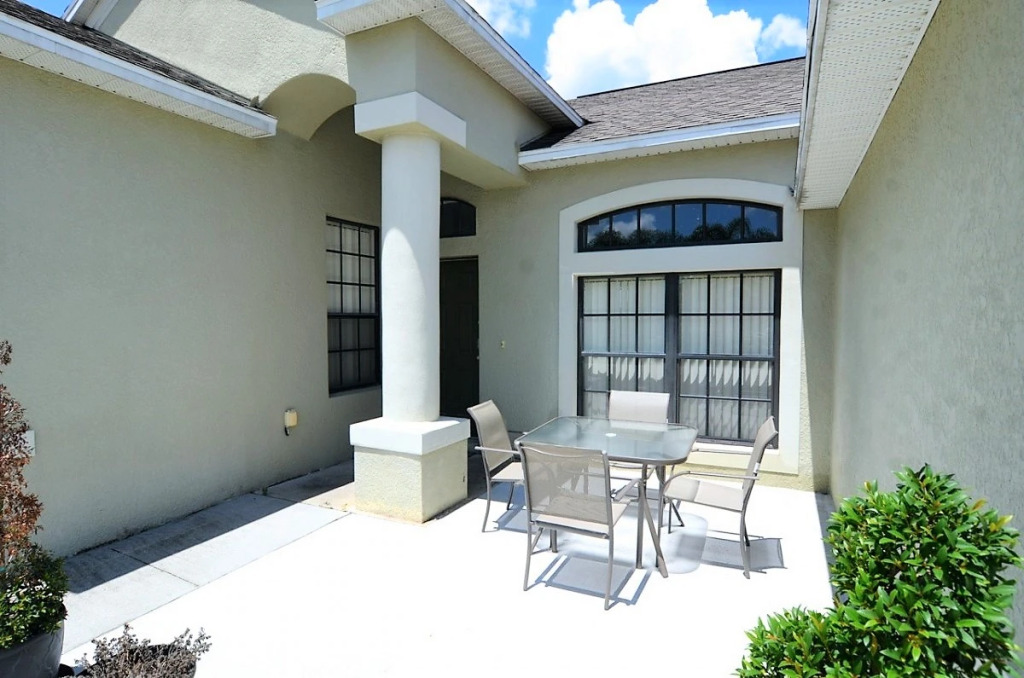 LP429CR - 5 beds pool & spa home - Game room