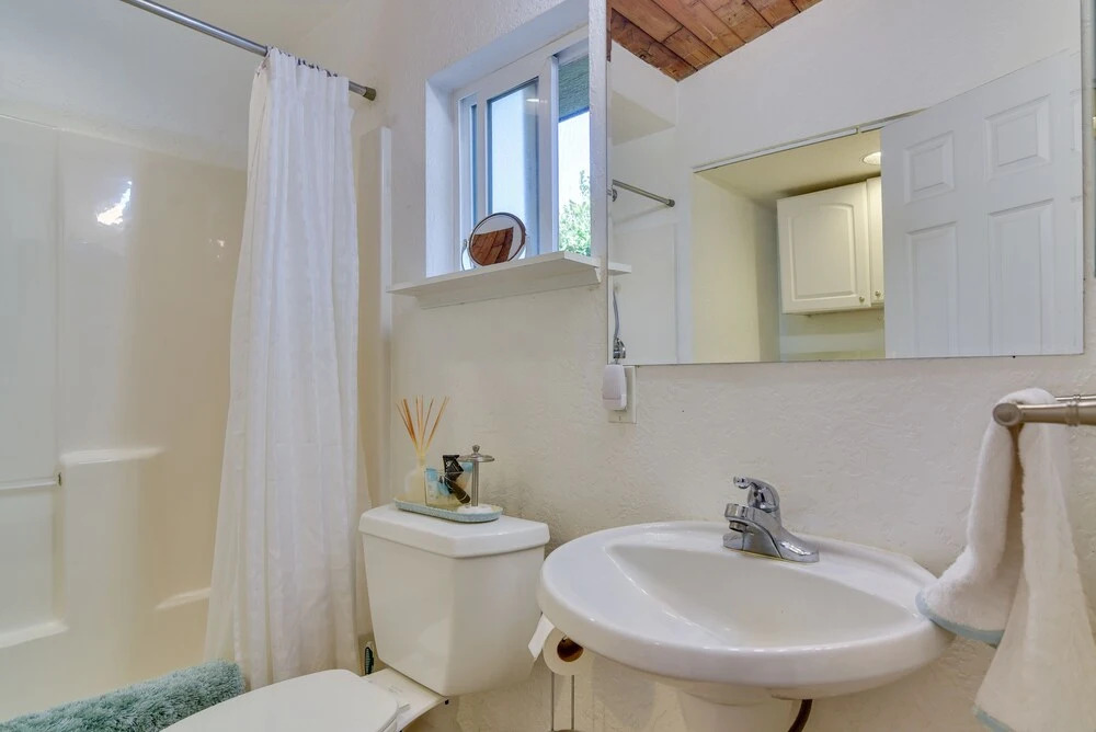 Great for Business Travelers! Peaceful Aloha Unit