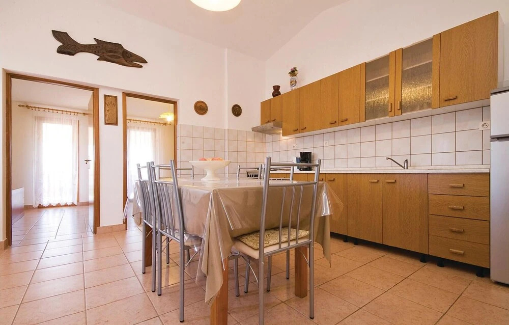 Awesome Apartment in Jasenice With 3 Bedrooms and Wifi