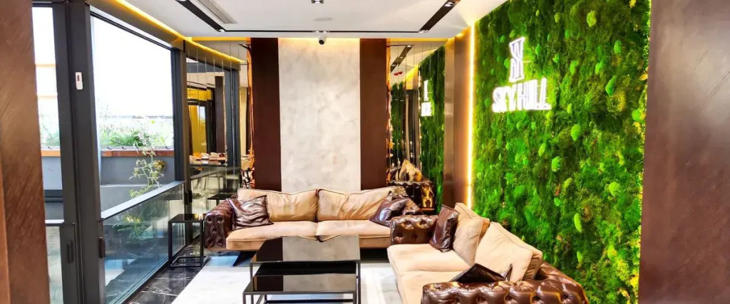 Sky Hill Hotel
