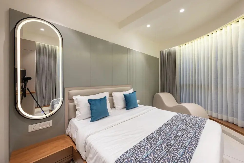 The Zuree Hotel