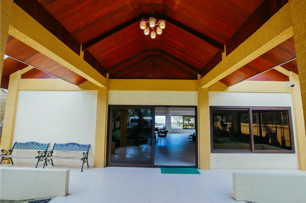 Paradise Garden Hotel and Convention Center Boracay Powered by ASTON