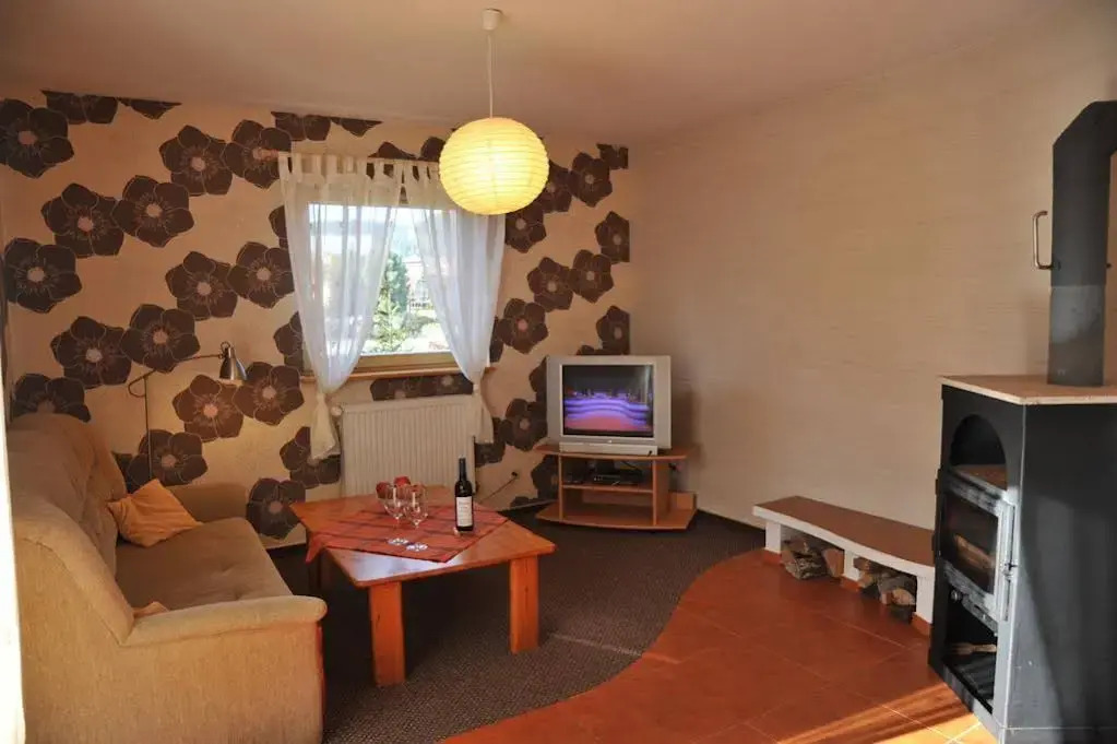 Duży apartament w Karpaczu, cisza, parking, balkon lub taras, zieleń, plac zabaw, sklep 5min