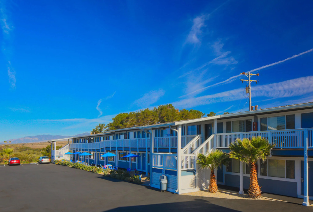 San Simeon Lodge