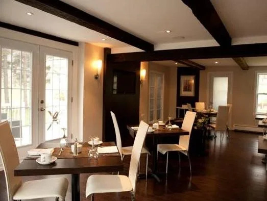 Auberge Sous L'Edredon B&B