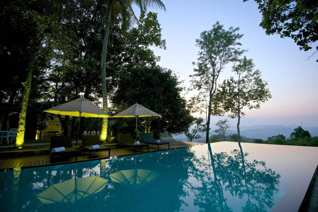 Mountbatten Bungalow- Thema Collection