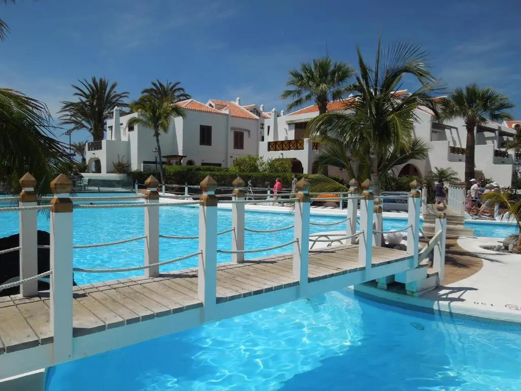 Two bedroom beachfront apartment No 3 with sea-view, heated pool, close to the sea