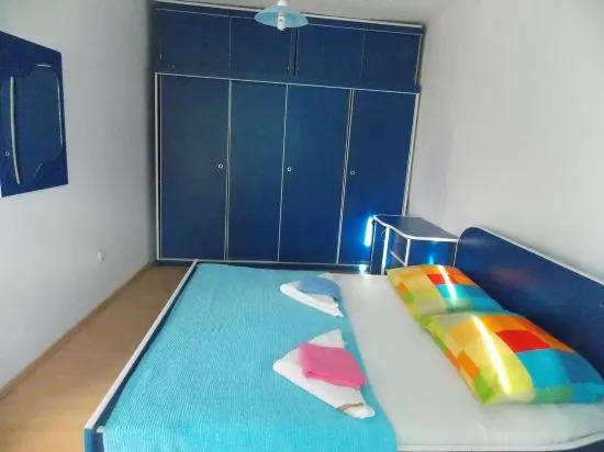 Apartment Pela
