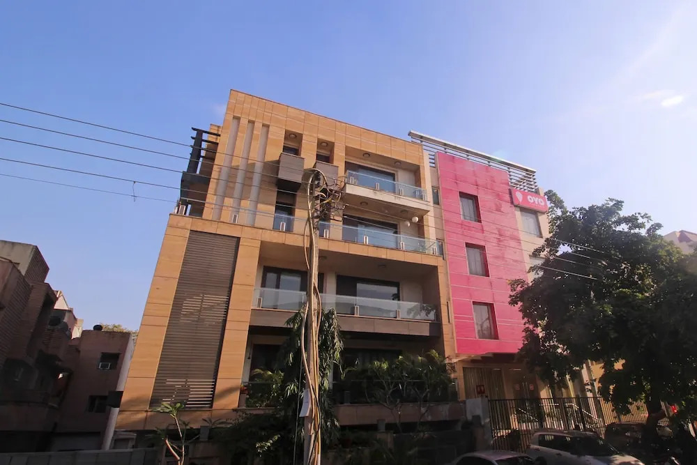 OYO Flagship 504 Greater Kailash