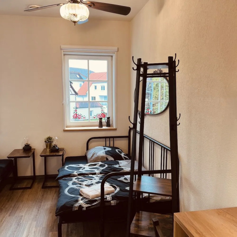 Rose Boardinghouse 24h-7d Self Check-In Automat
