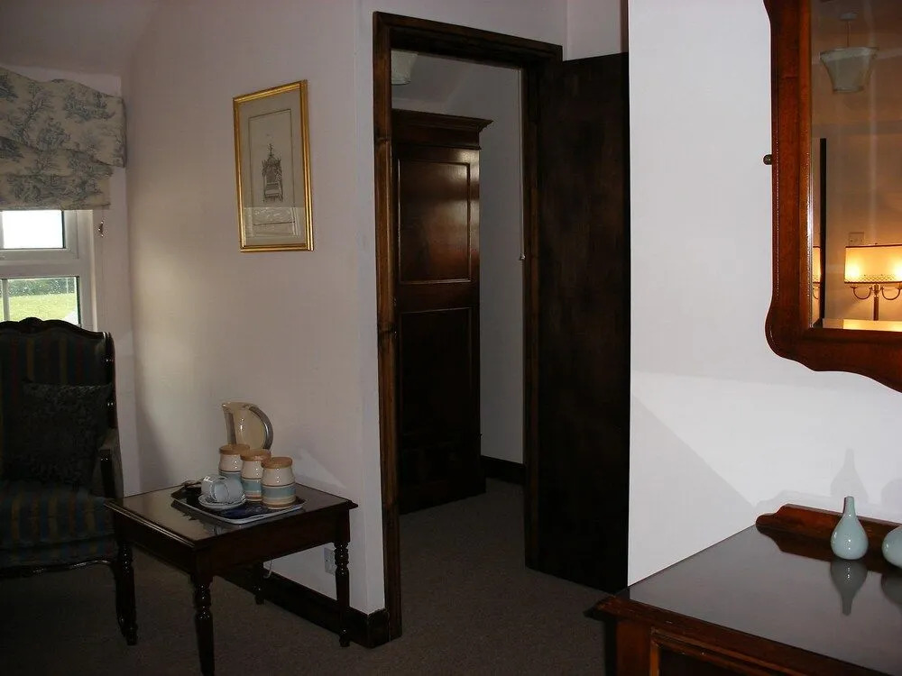 The Whitminster Inn