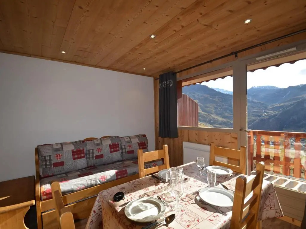 Appartement Les Menuires, 2 pièces, 4 personnes - FR-1-452-153