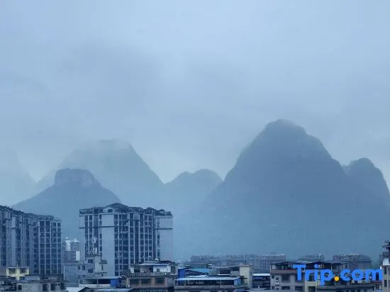 Honghai Hotel (Guilin Railway Station Vientiane City Shop)