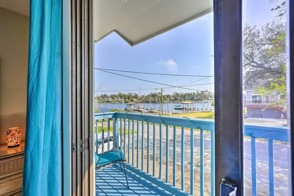 Panama City Townhome w/ Balcony, Water Views!