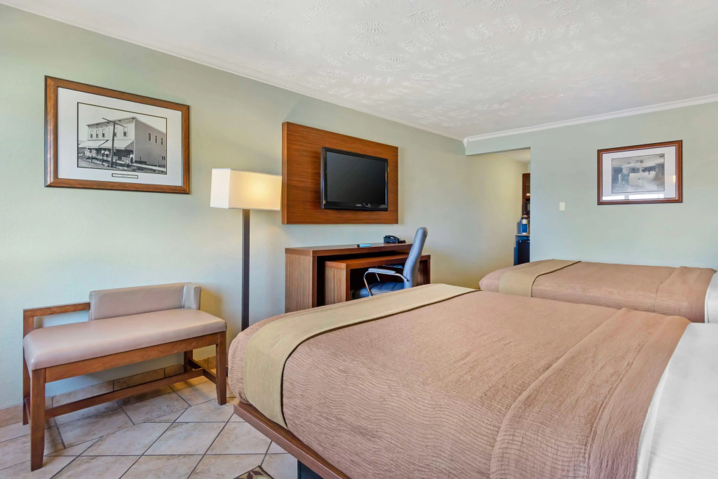 Best Western Plus Ahtanum Inn